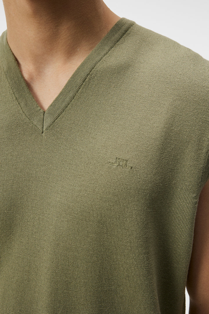 J.Lindeberg Men's Liam Knitted Vest - Oil Green